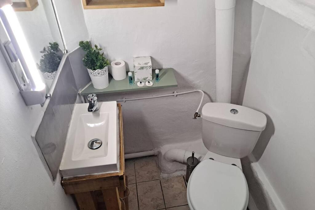 Ferienwohnung Studio A 10 Min A Pied Notre-Dame De La Garde Marseilles Exterior foto